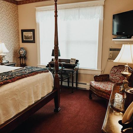 China Clipper Inn (Adults Only) Урей Екстер'єр фото