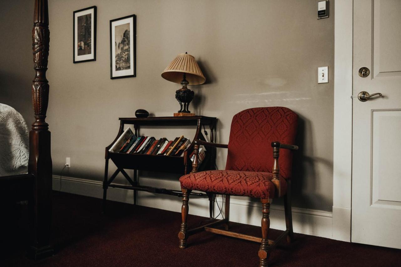 China Clipper Inn (Adults Only) Урей Екстер'єр фото