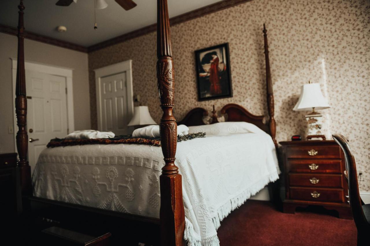 China Clipper Inn (Adults Only) Урей Екстер'єр фото