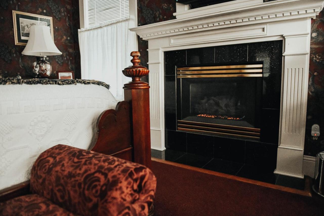 China Clipper Inn (Adults Only) Урей Екстер'єр фото
