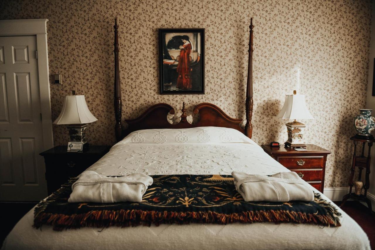 China Clipper Inn (Adults Only) Урей Екстер'єр фото