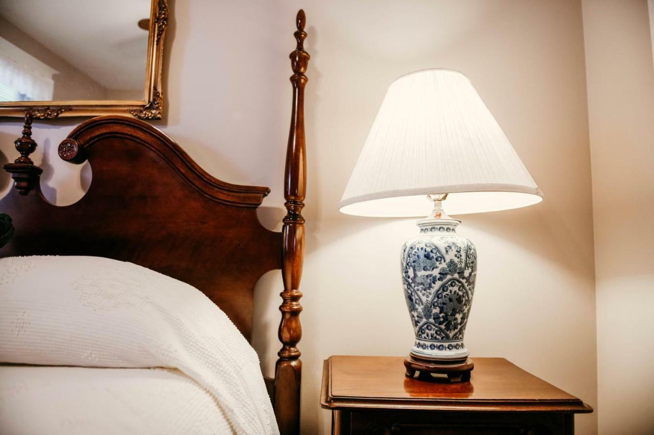 China Clipper Inn (Adults Only) Урей Екстер'єр фото