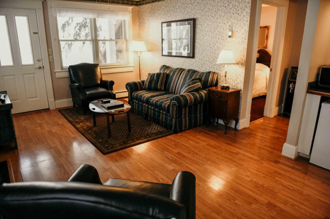 China Clipper Inn (Adults Only) Урей Екстер'єр фото